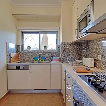 Paradise By Homing Apartment *