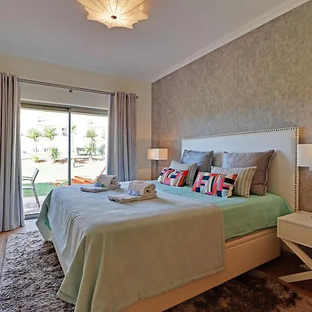 Paradise By Homing Apartment