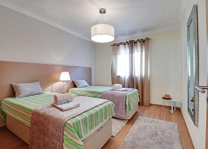 Paradise By Homing Apartment