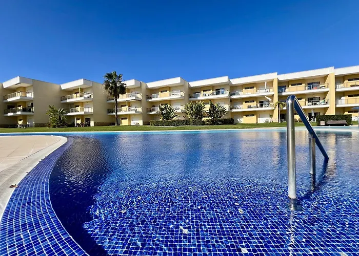 Paradise By Homing Apartment